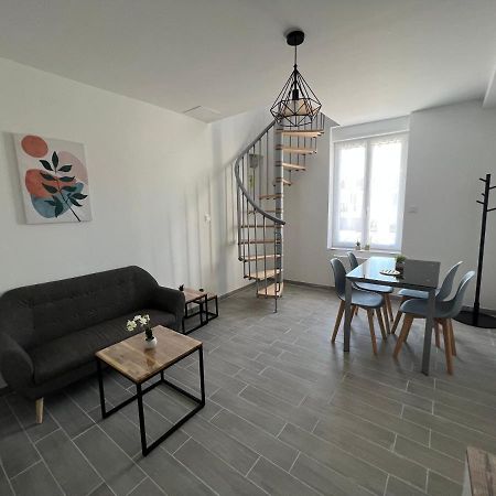 180B - Duplex T2 Tout Confort - Wifi Netflix Le Gond-Pontouvre المظهر الخارجي الصورة