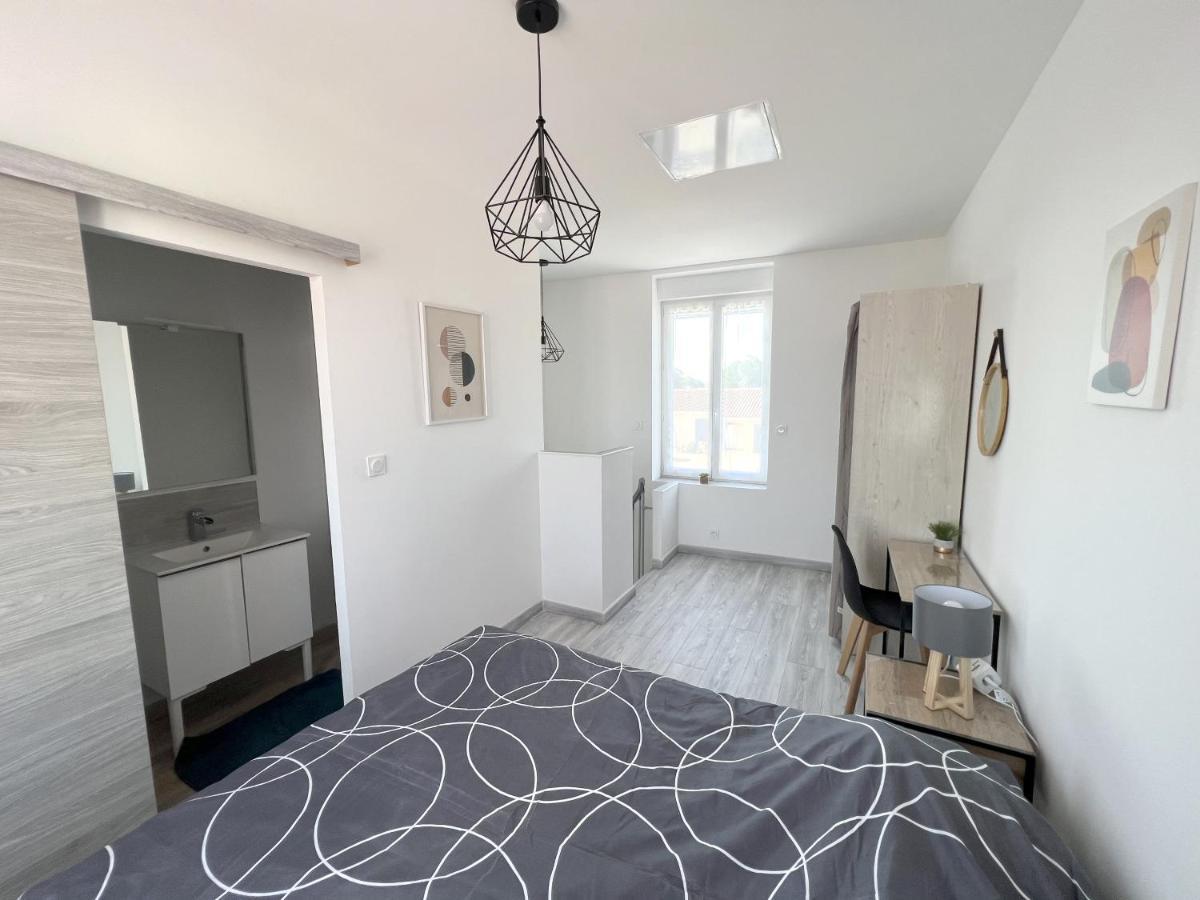 180B - Duplex T2 Tout Confort - Wifi Netflix Le Gond-Pontouvre المظهر الخارجي الصورة